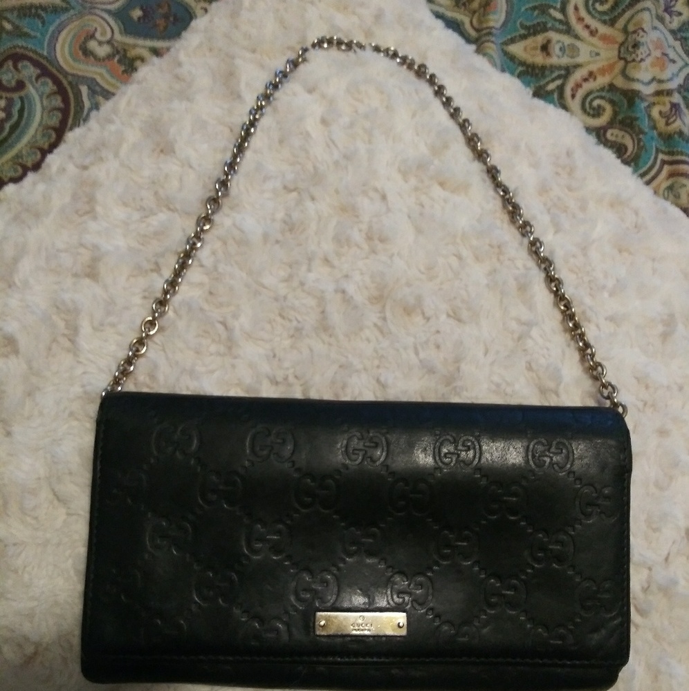 Authentic ♥️Gucci chain wallet and purse♥️ date code 170 426 0959